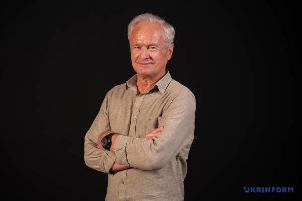 Юрій Костенко: 24 серпня 1991 року - опозиція співала гімн, а комуністи сиділи налякані 4