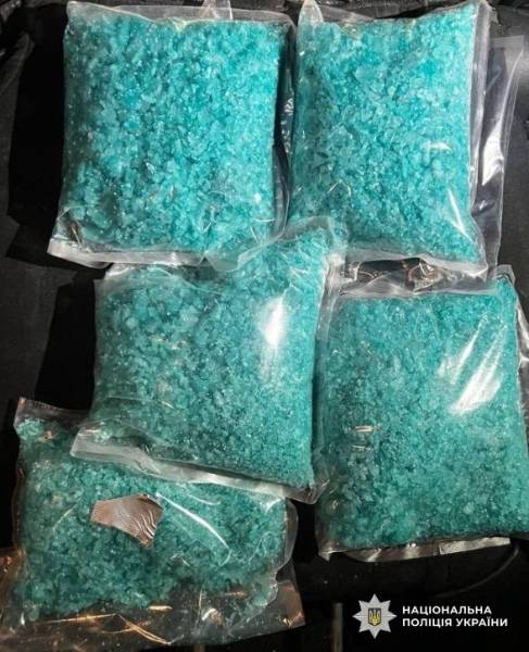 Вилучено наркотиків на 540 мільйонів гривень: завершено масштабну спецоперацію «Рубікон» в Україні 11
