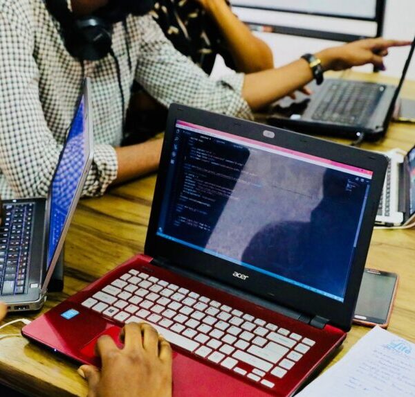Головна 121 Зараження пристроїв: 7 методів інфекції у 2026 | CyberCalm