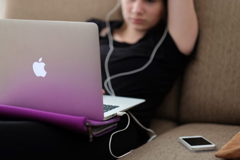 CrashStealer: шпигунський інструмент для macOS видає себе за звіт Apple | CyberCalm 10