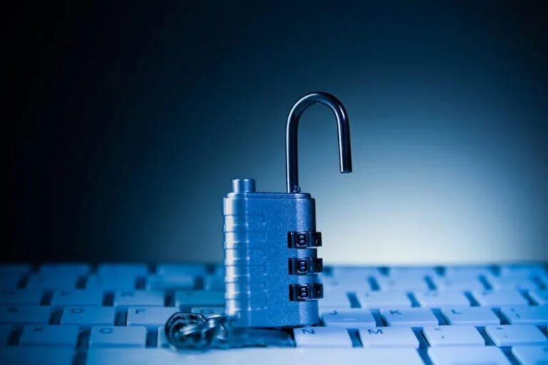 Банківські сайти РФ не відчиняються за кордоном: відкликано SSL-сертифікати 5