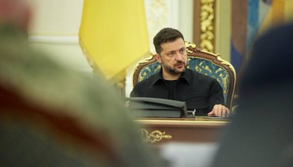Зеленський на засіданні РНБО: є прогалини у планах стійкості міст і регіонів 1 Зеленський на засіданні РНБО: є прогалини у планах стійкості міст і регіонів 1