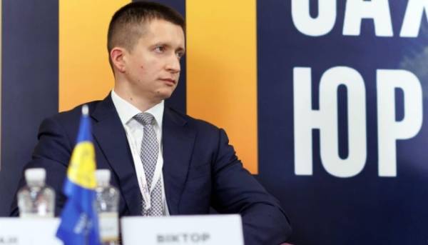 Операція «Лісовий горішок»: для представника Офісу Президента Дубовика сплачено 7 мільйонів гривень застави 1 Операція «Лісовий горішок»: для представника Офісу Президента Дубовика сплачено 7 мільйонів гривень застави 1