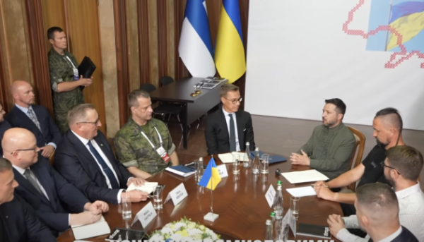 Зеленський: Фінляндія розпочне виробництво дронів для України та Європи
