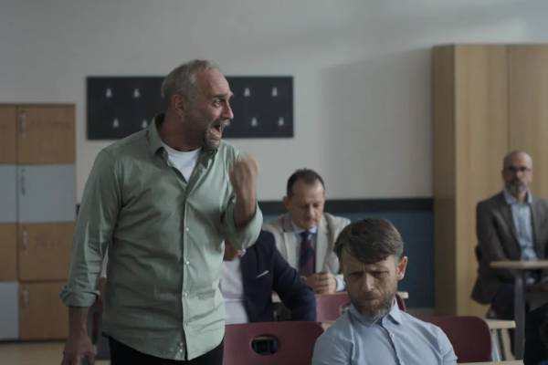 «Тобі тут не місце» – драма, що досліджує ксенофобію, здобула головну нагороду кінофестивалю в Локарно. 4