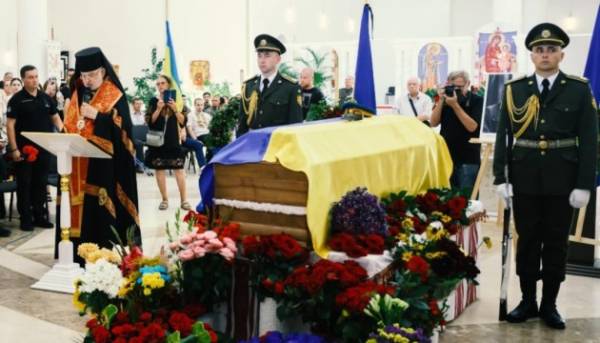 Буданов: Коновальця поховають на військовому кладовищі, а потім – у національному пантеоні.