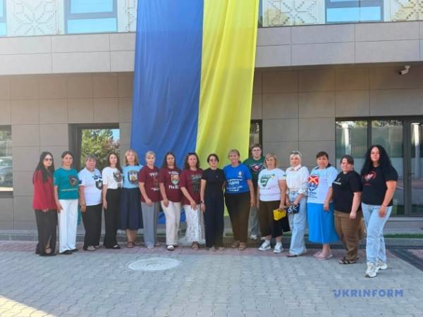 До столиці Туреччини, Анкари, прибули представниці сімей українських захисників, які потрапили в полон або зникли безвісти. 14 До столиці Туреччини, Анкари, прибули представниці сімей українських захисників, які потрапили в полон або зникли безвісти. 14