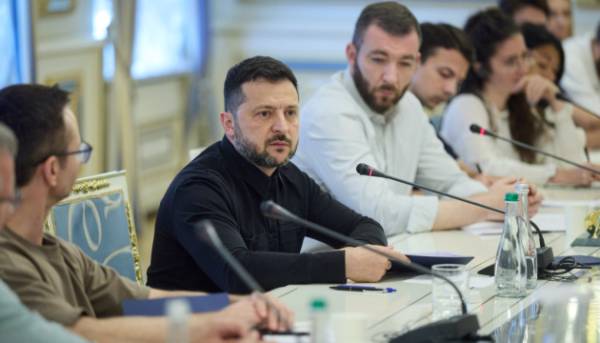 Президент Зеленський жорстко засудив пропозицію про проведення виборів у воєнний час. 17 Президент Зеленський жорстко засудив пропозицію про проведення виборів у воєнний час. 17