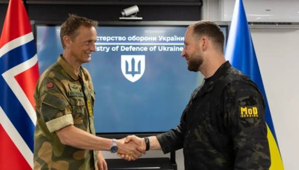 Хмара провів переговори з Командувачем Збройних Сил Норвегії щодо підготовки до угоди про дрони.