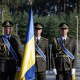 На Національному військовому цвинтарі віддали шану ще трьом полеглим захисникам, чиї особистості поки що не встановлені. 24
