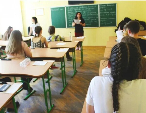 Головна 110 Перечекати складні часи. В Україні майже вдвічі більше випускників шкіл…
