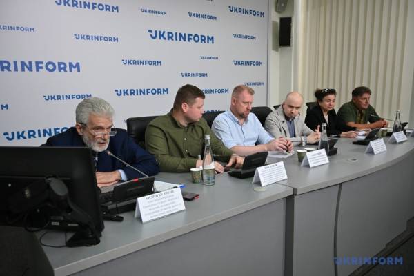 Росія може тримати понад 118 тисяч українців у неволі та без контактів, повідомляє Координаційний штаб. 10