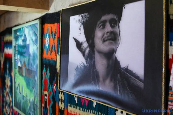 Іван Миколайчук: Опір словами, мелодіями та закликами до роздумів 30 Іван Миколайчук: Опір словами, мелодіями та закликами до роздумів 30