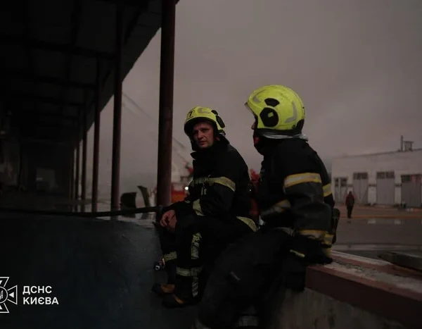 Зросла кількість жертв у Києві до 24 осіб після нічного нападу РФ