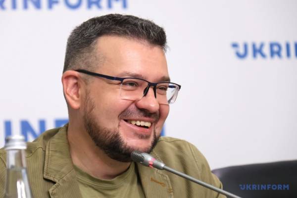 Група мандрівників у рамках експедиції «У пошуках героїв» віднайшла в Європі місця поховань 213 українських воїнів. 9