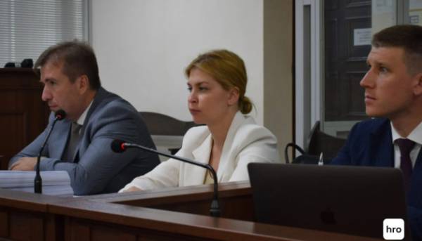 Стефанішина розплакалася в суді: вибір щодо застави відкладено до завтра 9