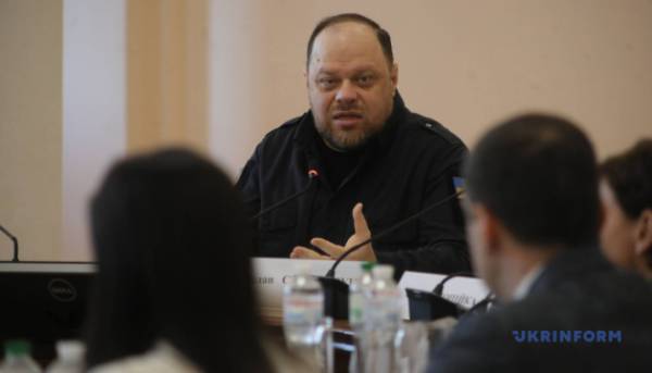 Голова Верховної Ради Стефанчук отримав ранг посла від Зеленського