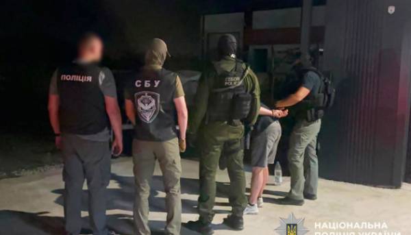 Українські та болгарські правоохоронці викрили міжнародне злочинне угруповання, що займалося незаконним обігом наркотиків. 1