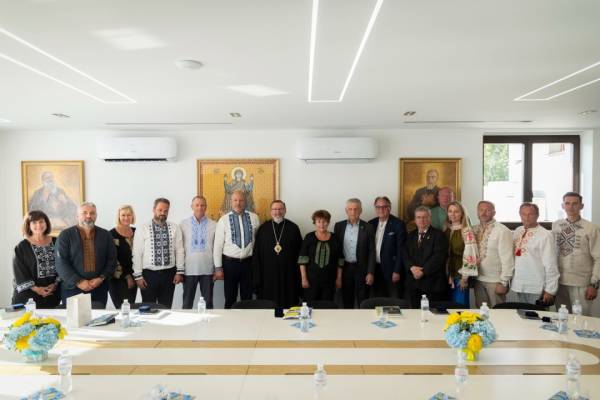 Керівник УГКЦ на зустрічі з Світовим конгресом українців підкреслив значення всеукраїнської згуртованості 6 Керівник УГКЦ на зустрічі з Світовим конгресом українців підкреслив значення всеукраїнської згуртованості 6