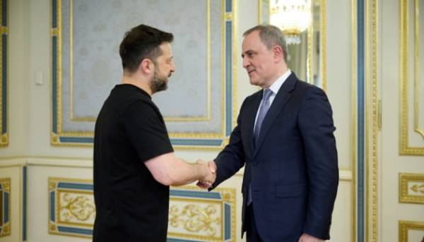 Зеленський та міністр закордонних справ Азербайджану обговорили взаємодію в оборонній та економічній галузях.