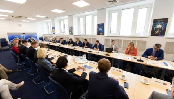 Головна 131 Україна просить ЄС запровадити спільний механізм для допомоги сільгоспвиробникам: атаки…