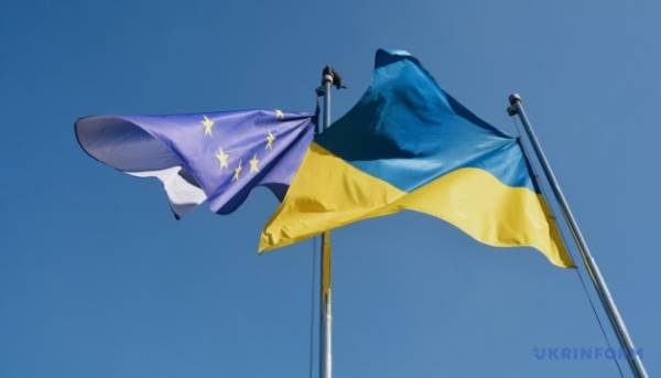 Україна попросила Єврокомісію про допомогу агросектору через блокаду портів 20