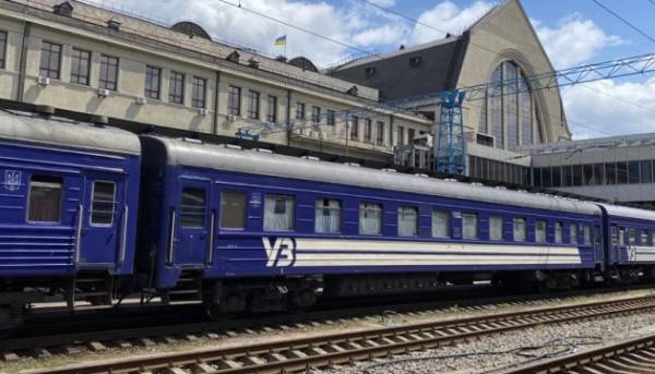 Головна 44 Залізниця адаптує роботу вокзалів до рівня воєнної загрози