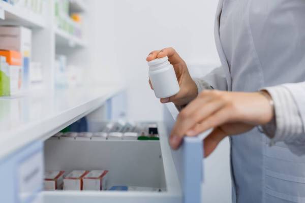 Робота фармацевта: від ліків до порад пацієнтам 7 Робота фармацевта: від ліків до порад пацієнтам 7