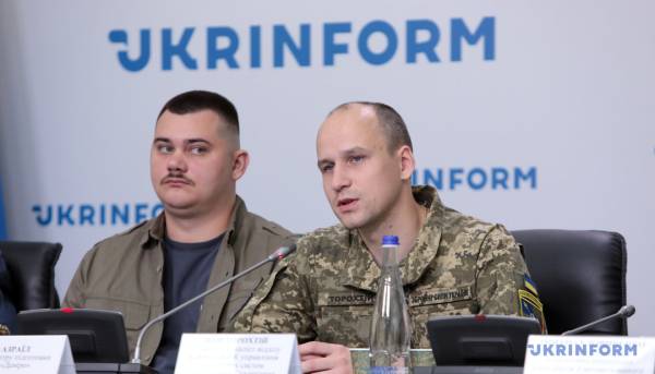 Сухопутні війська закликають жінок долучитися до екіпажів дронів 13 Сухопутні війська закликають жінок долучитися до екіпажів дронів 13