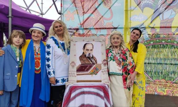 Пішла з життя зірка українського театру Галина Яблонська 6 Пішла з життя зірка українського театру Галина Яблонська 6