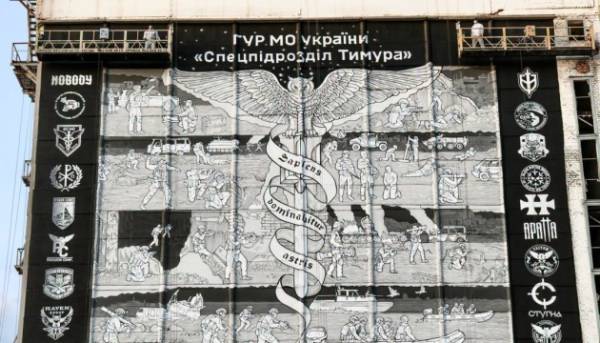 Головна 85 На стінах Києва ожили подвиги воєнних розвідників