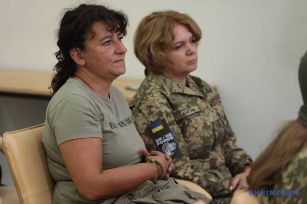 Сухопутні війська закликають жінок долучитися до екіпажів дронів 16 Сухопутні війська закликають жінок долучитися до екіпажів дронів 16