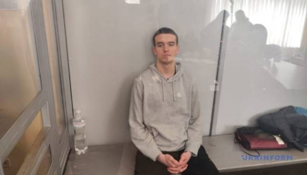 Суд над Зінченком у справі вбивства Фаріон: засідання знову відклали через відсутність адвокатки