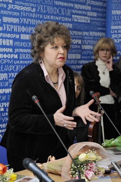 Оксана Пахльовська: ювілей письменниці та інтелектуалки 5
