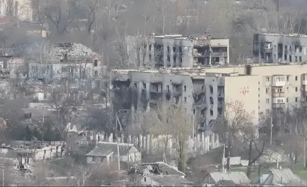 Окупанти перетворили мешканців Олешок на “живий щит” для своїх військових перевезень