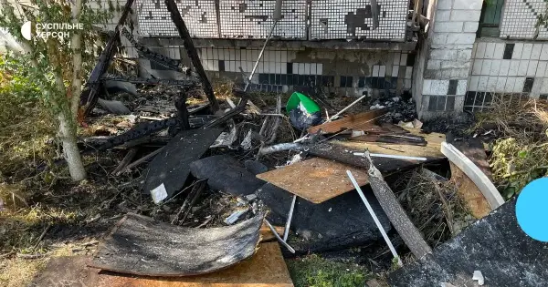 Російські окупанти поранили двох жінок внаслідок обстрілу Корабельного району Херсона