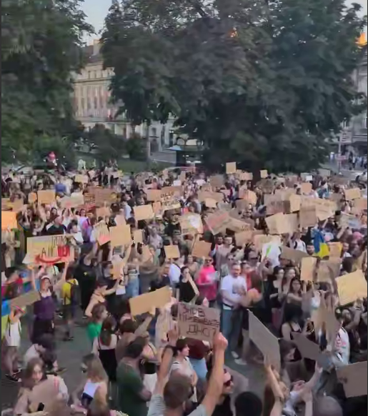 Львівська громада вимагає відставки Сирського: мітинг за участі мера 2