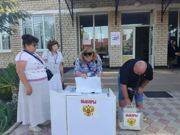 ЄС запроваджує санкції проти організаторів фейкових виборів на Херсонщині