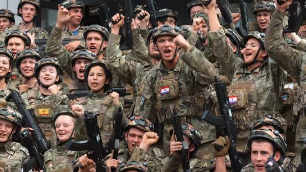 Архів Війни розкрив масштаби мілітаризації українських дітей на окупованих землях 6 Архів Війни розкрив масштаби мілітаризації українських дітей на окупованих землях 6