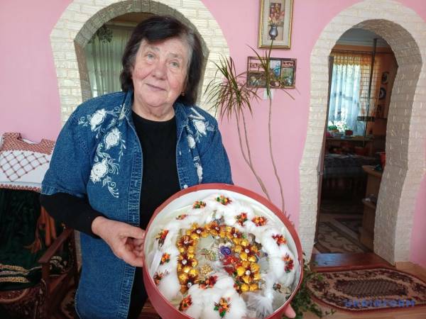 Пір'яний вінок: як давні весільні традиції живуть сьогодні 19 Пір'яний вінок: як давні весільні традиції живуть сьогодні 19
