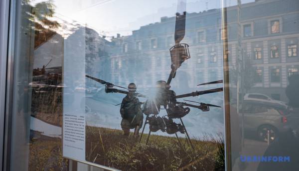 Укрінформ вшановує захисників та захисниць виставкою унікальних історій 8 Укрінформ вшановує захисників та захисниць виставкою унікальних історій 8